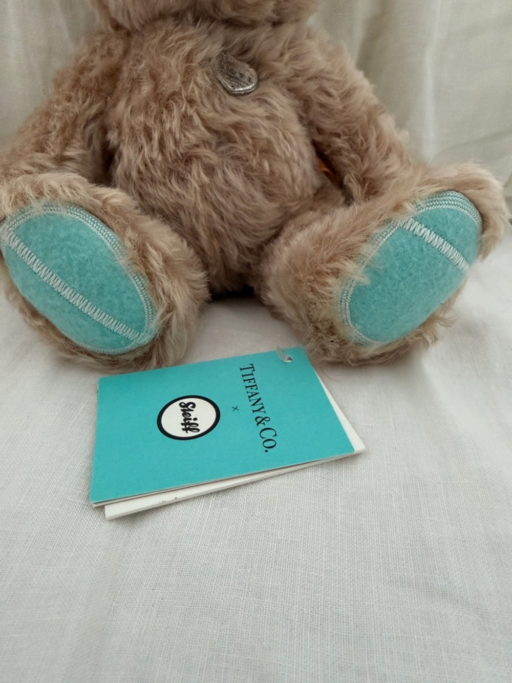 BNWT TIFFANY X STEIFF Return to Tiffany Love Teddy Bear Baby Gift - Picture 3 of 6